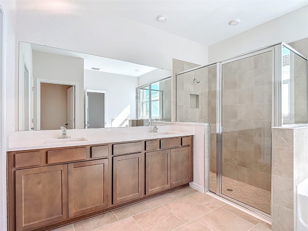 10471 Bridgegate Heights Loop San Antonio FL 33576 - CRYSTAL LAGOON TB8445691 image45