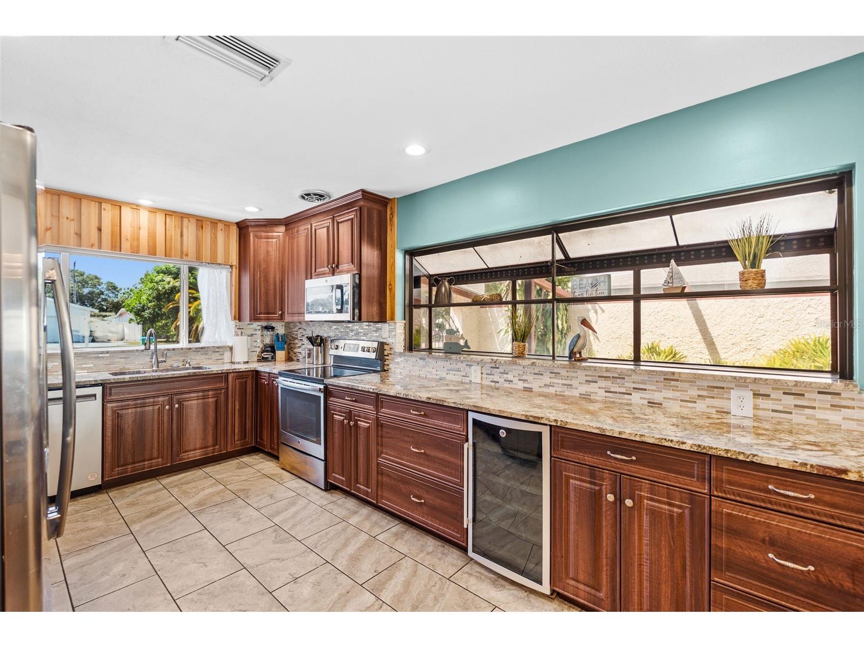 10472 Orange Blossom Lane Seminole FL 33772 TB8523618 image16