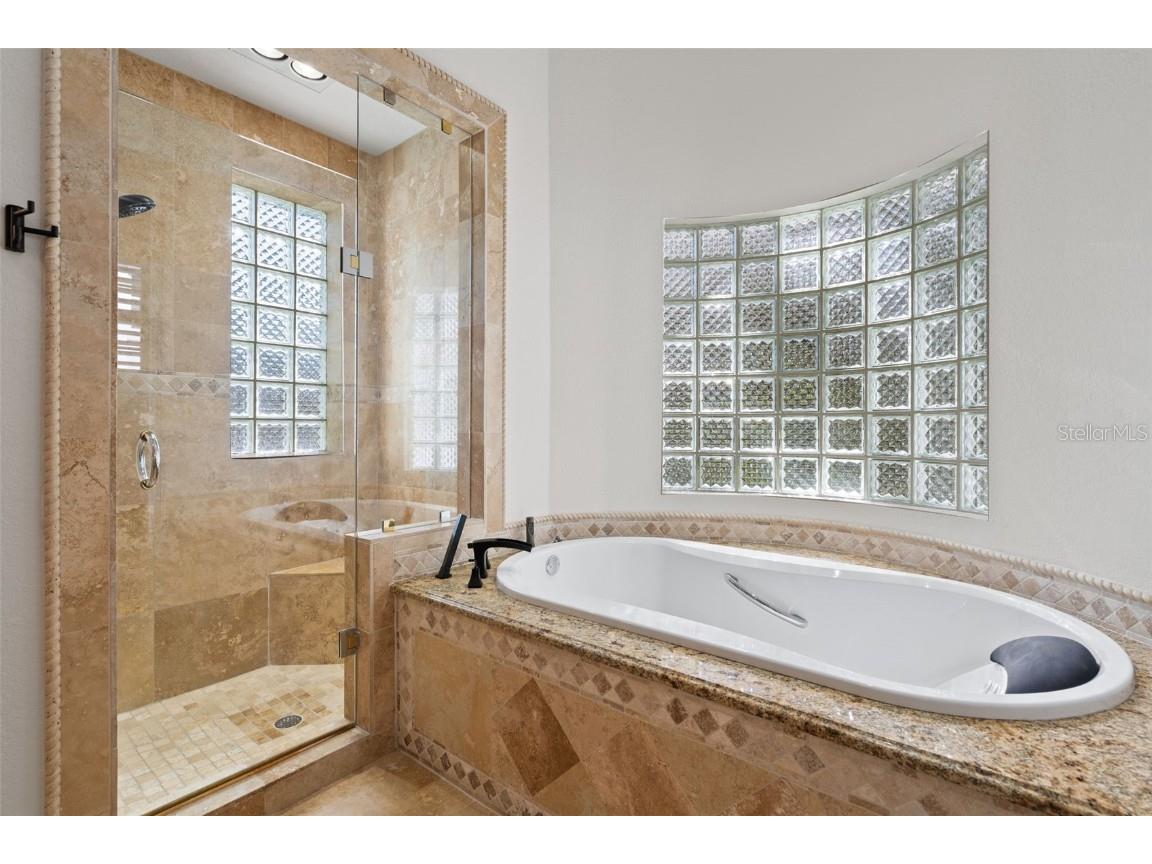 10473 Cromwell Grove Ter Orlando FL 32827 O6358038 image30