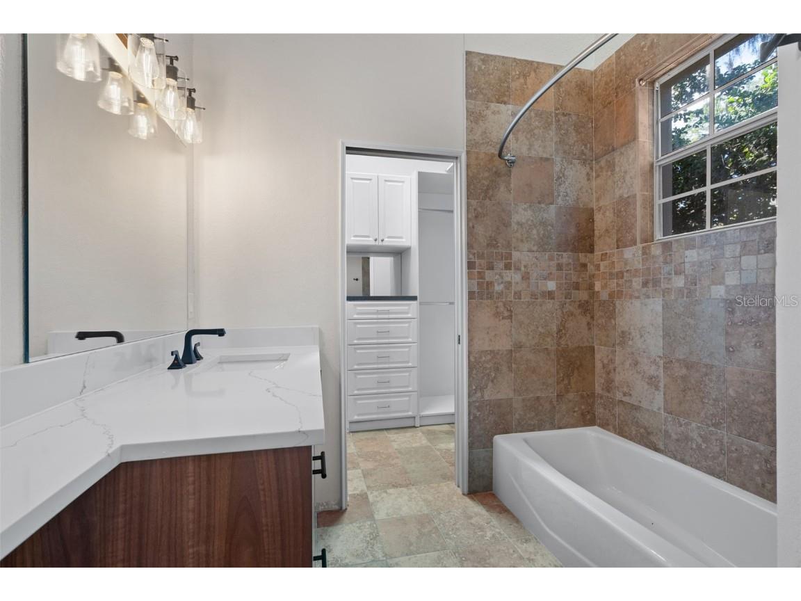 10473 Cromwell Grove Ter Orlando FL 32827 O6358038 image35