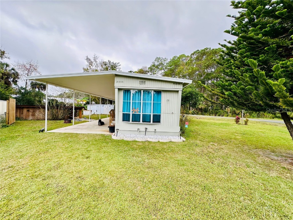 10478 S Mcclung Loop Homosassa FL 34448 - CANAL TO CHASSAHOWITKA RIVER G5080951 image1