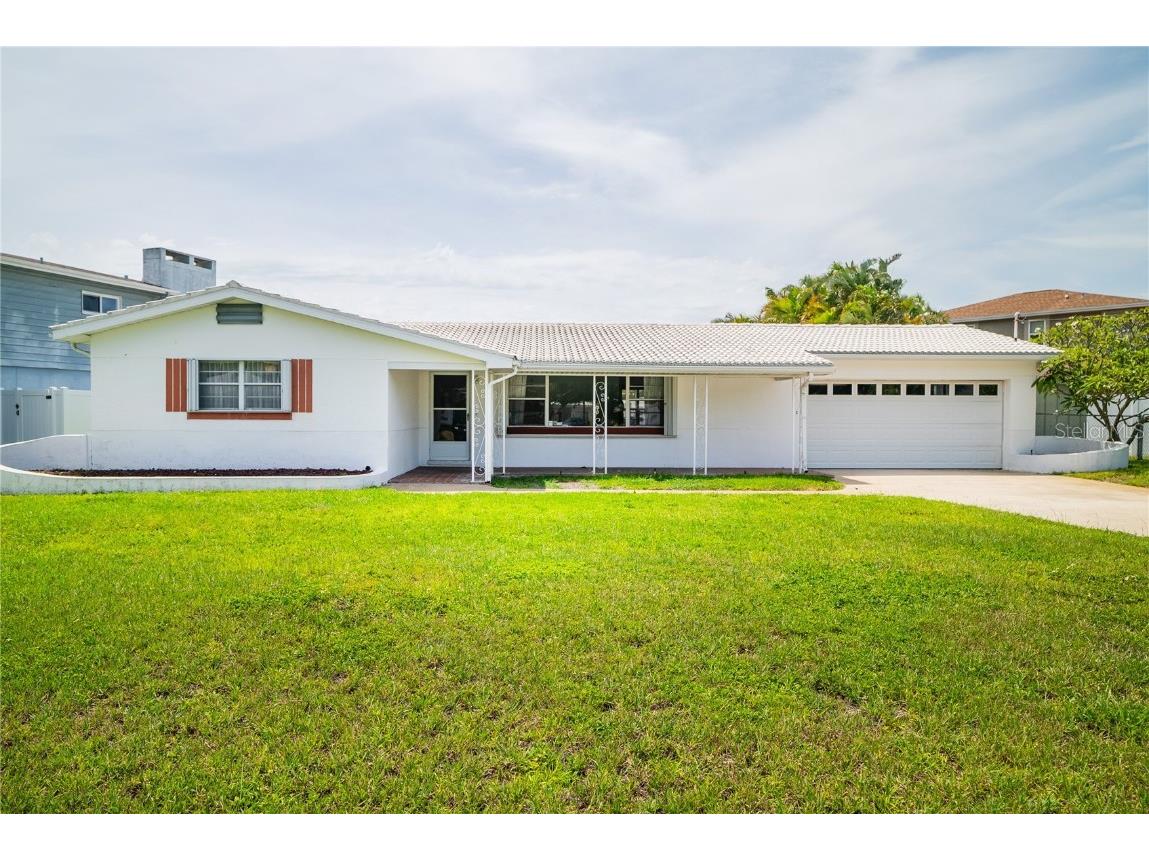 1048 38th Avenue NE Saint Petersburg FL 33704 U8204662 image1