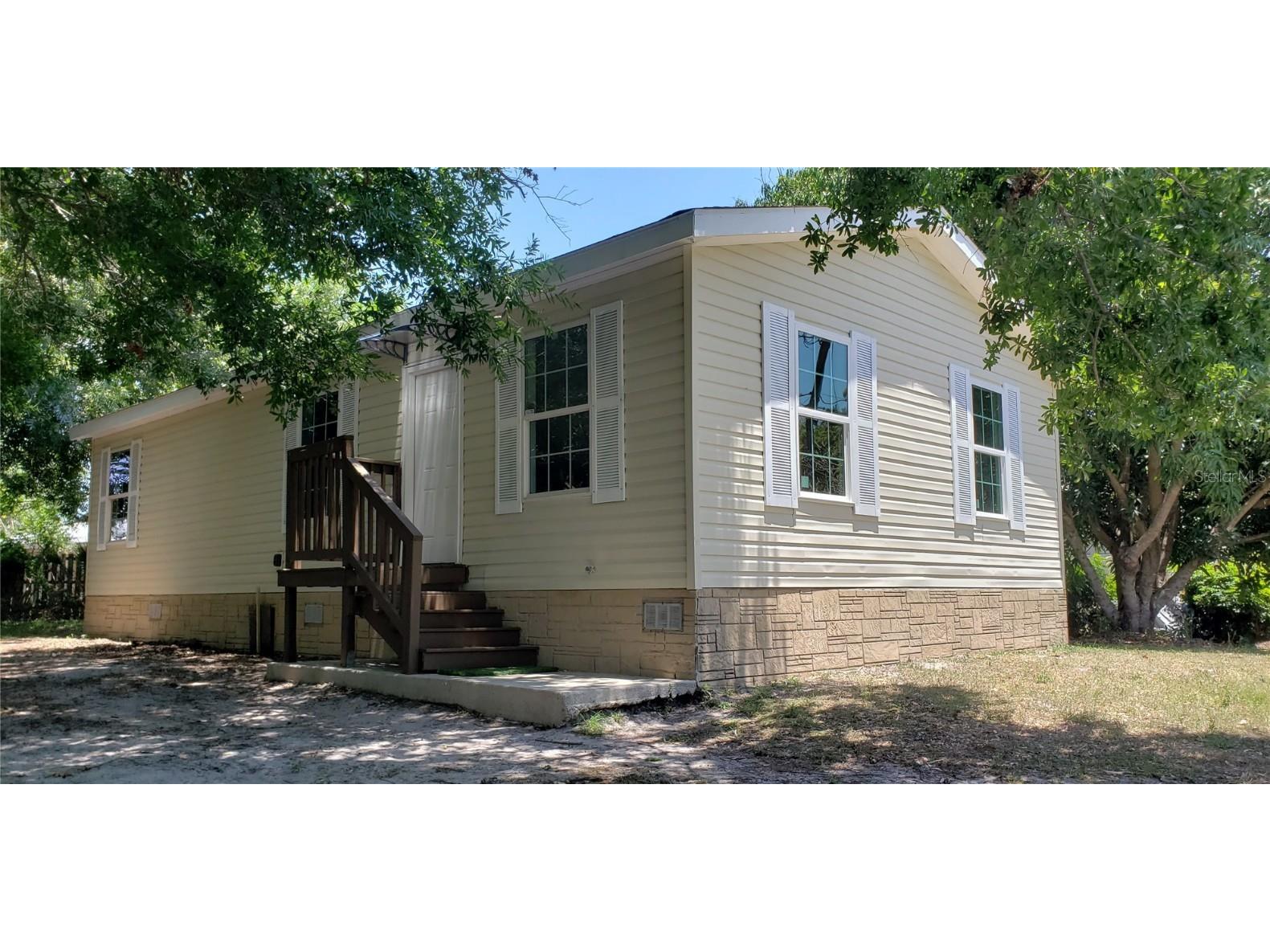 1048 Booker Street Fellsmere FL 32948 S5104339 image1