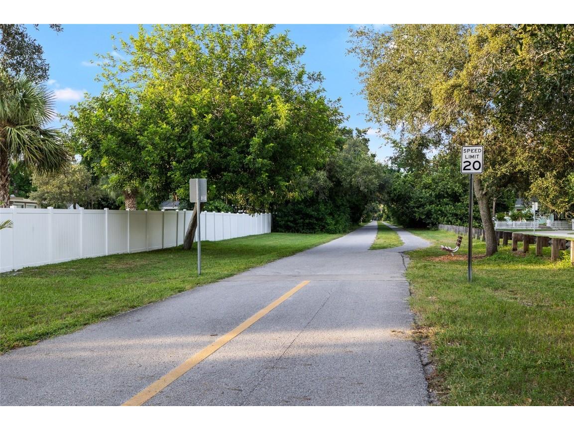 1048 Charles Street Clearwater FL 33755 - ST JOSEPH SOUND TB8429207 image37