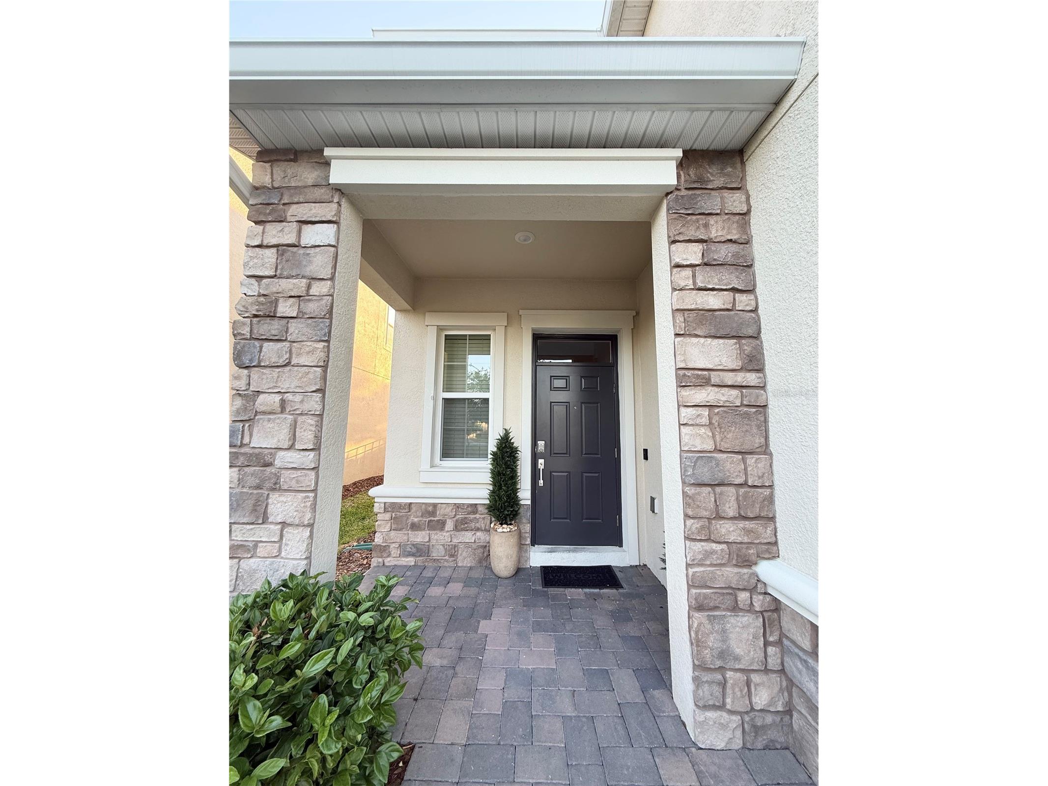1048 Downswing Place Davenport FL 33896 S5148165 image2