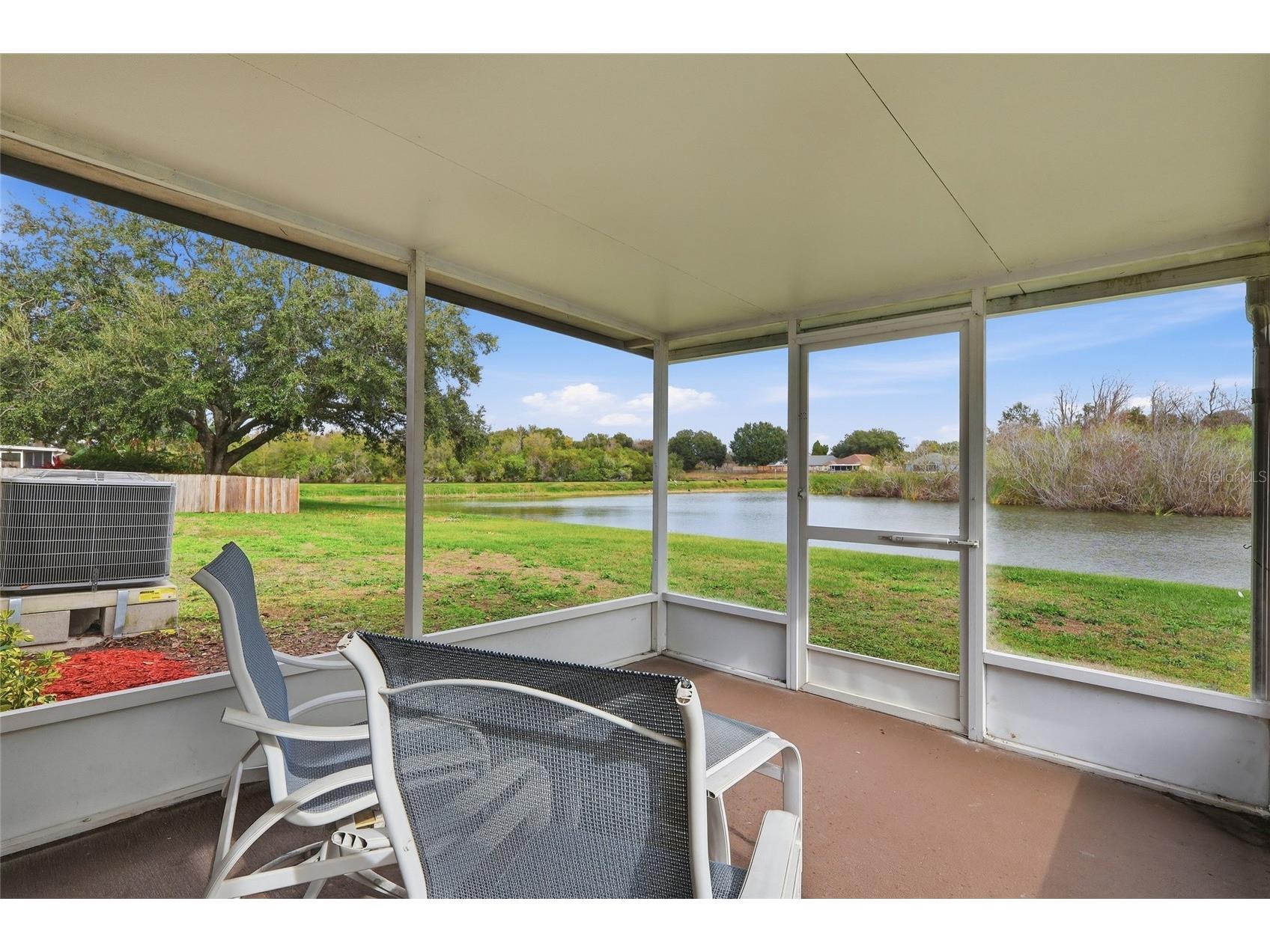 1048 Lake Shore Ranch Drive Seffner FL 33584 TB8464851 image16