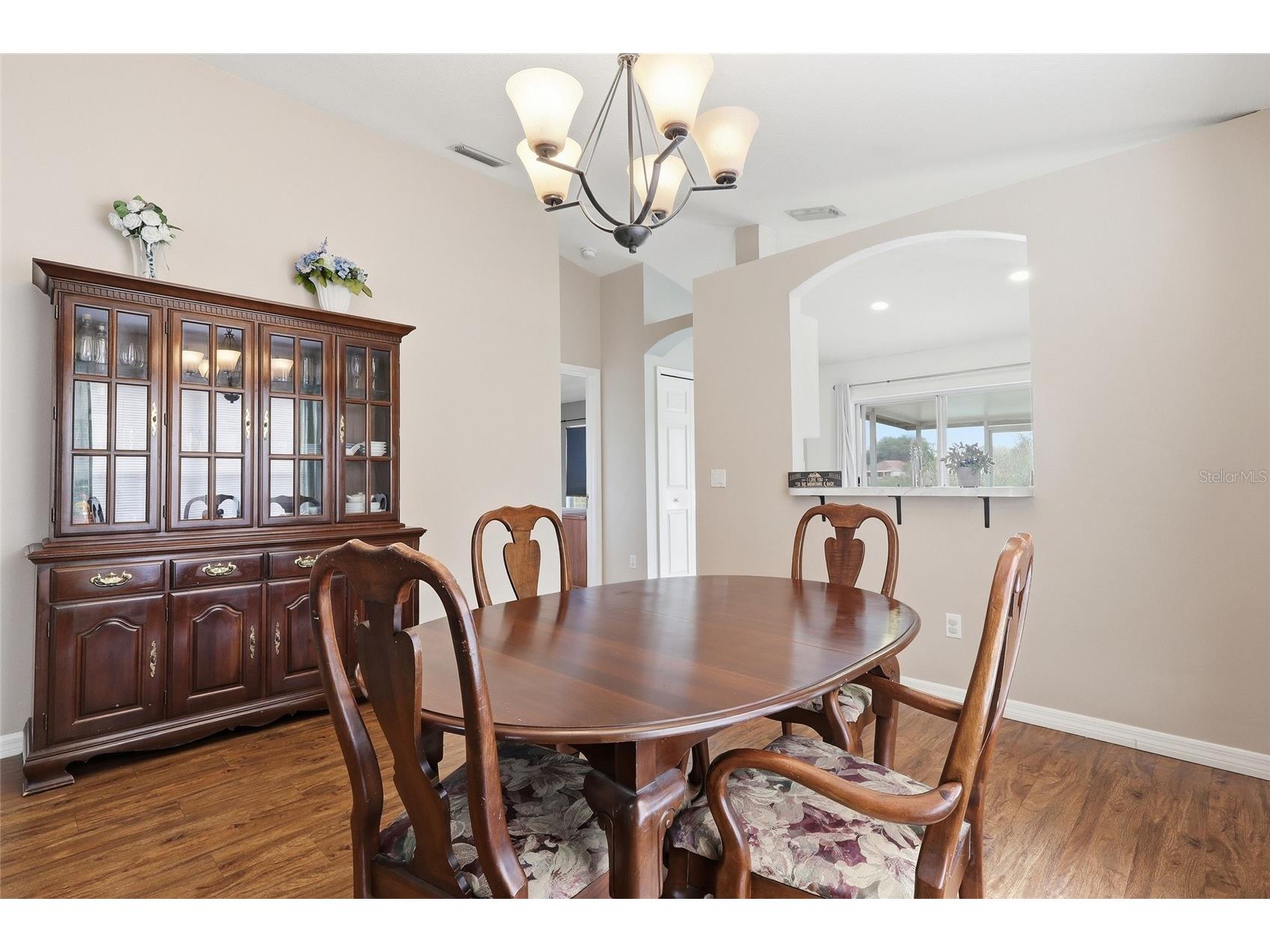 1048 Lake Shore Ranch Drive Seffner FL 33584 TB8464851 image4