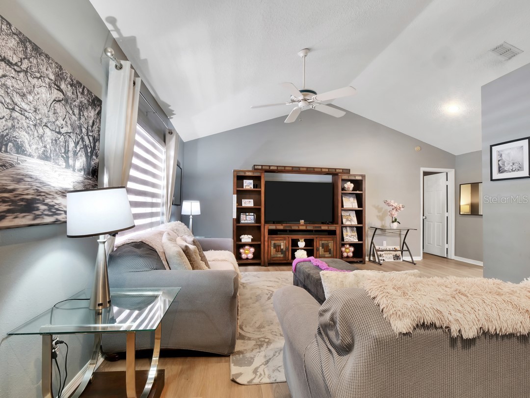 1048 Malletwood Drive Brandon FL 33510 TB8522170 image10
