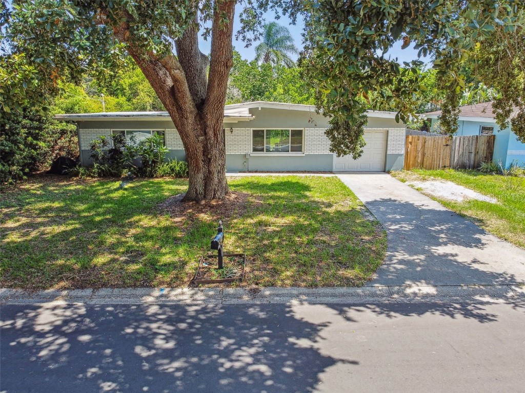 1048 Mary Jane Lane Dunedin FL 34698 U8207463 image1