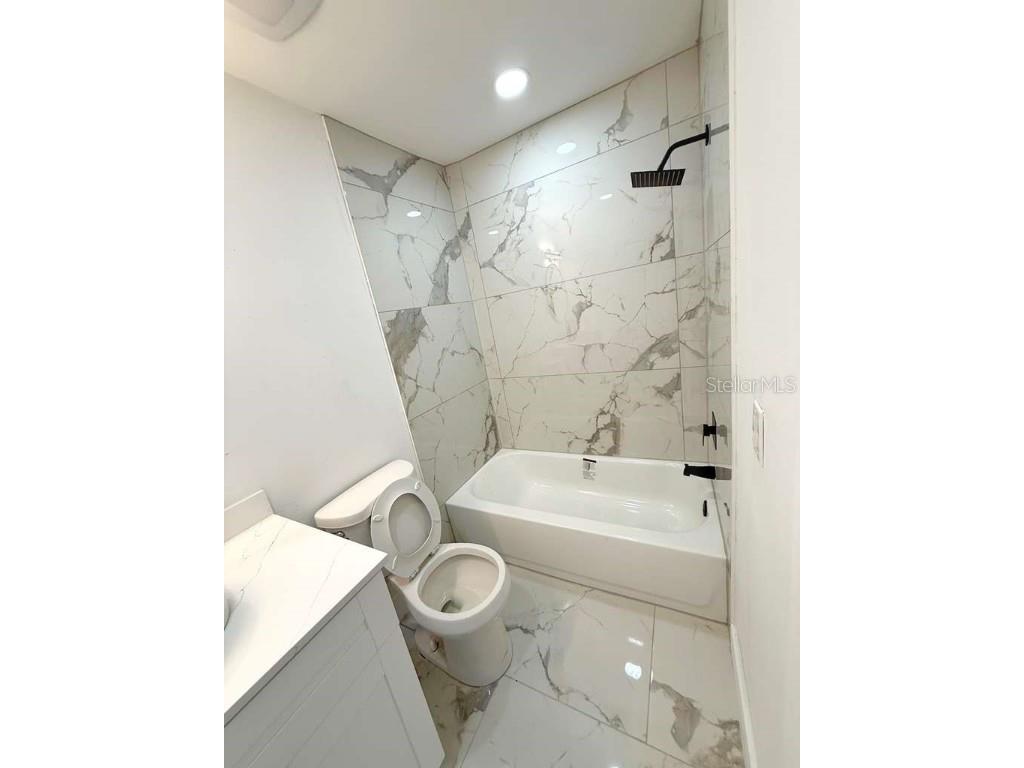 1048 Newbern Street NE Palm Bay FL 32905 O6367155 image17