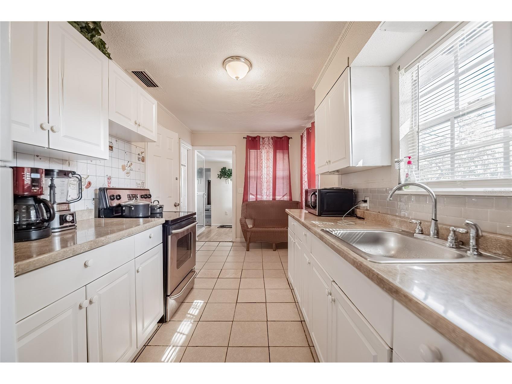 1048 Roselle Avenue Lakeland FL 33805 L4951793 image6