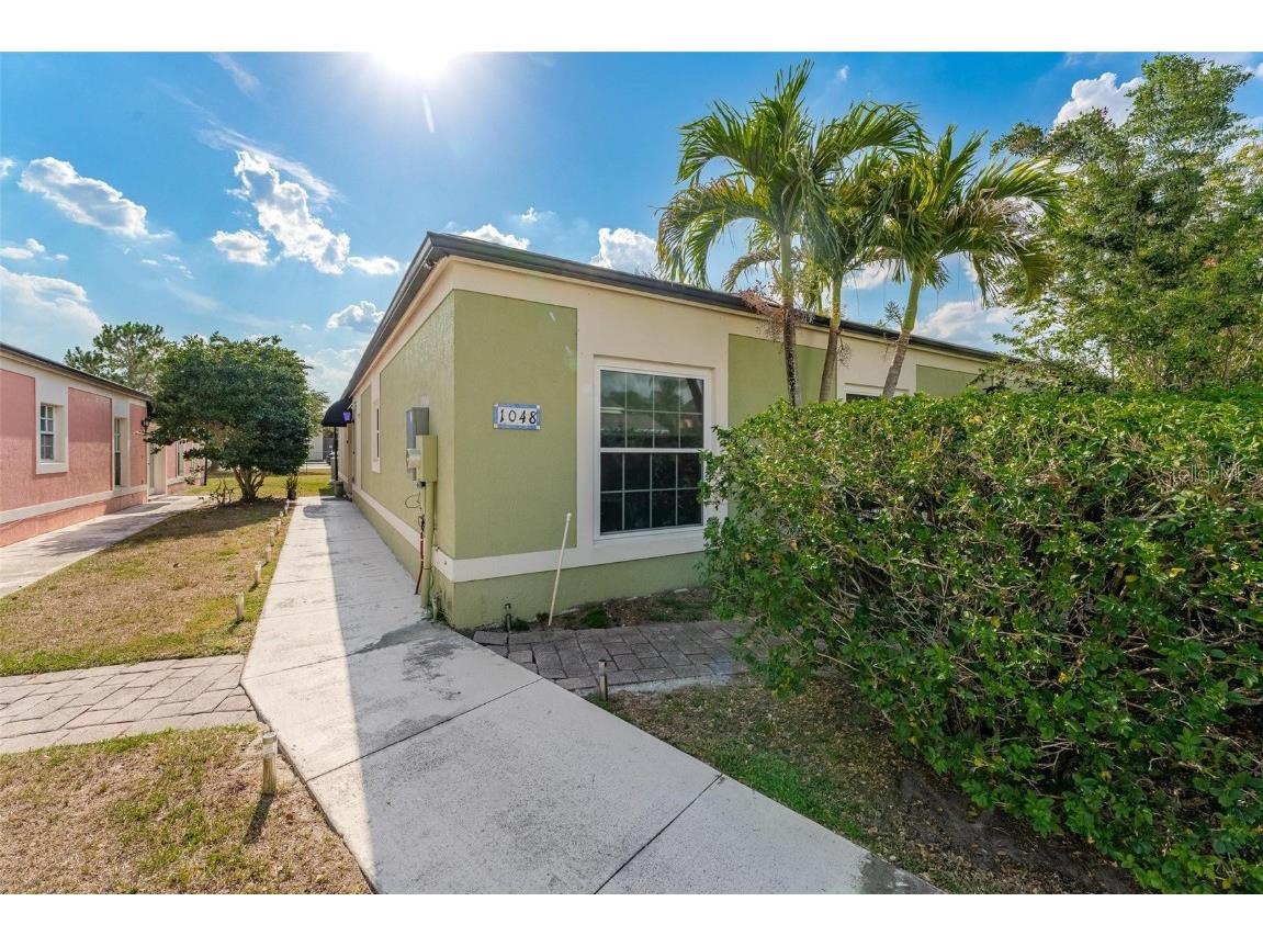 1048 Universal Rest Place Kissimmee FL 34744 S5106439 image1