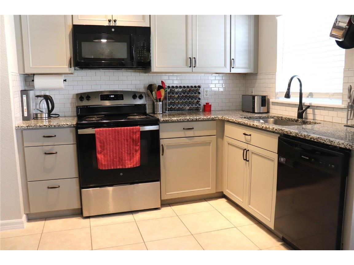 1048 Winding Water Way Clermont FL 34714 TB8387867 image5