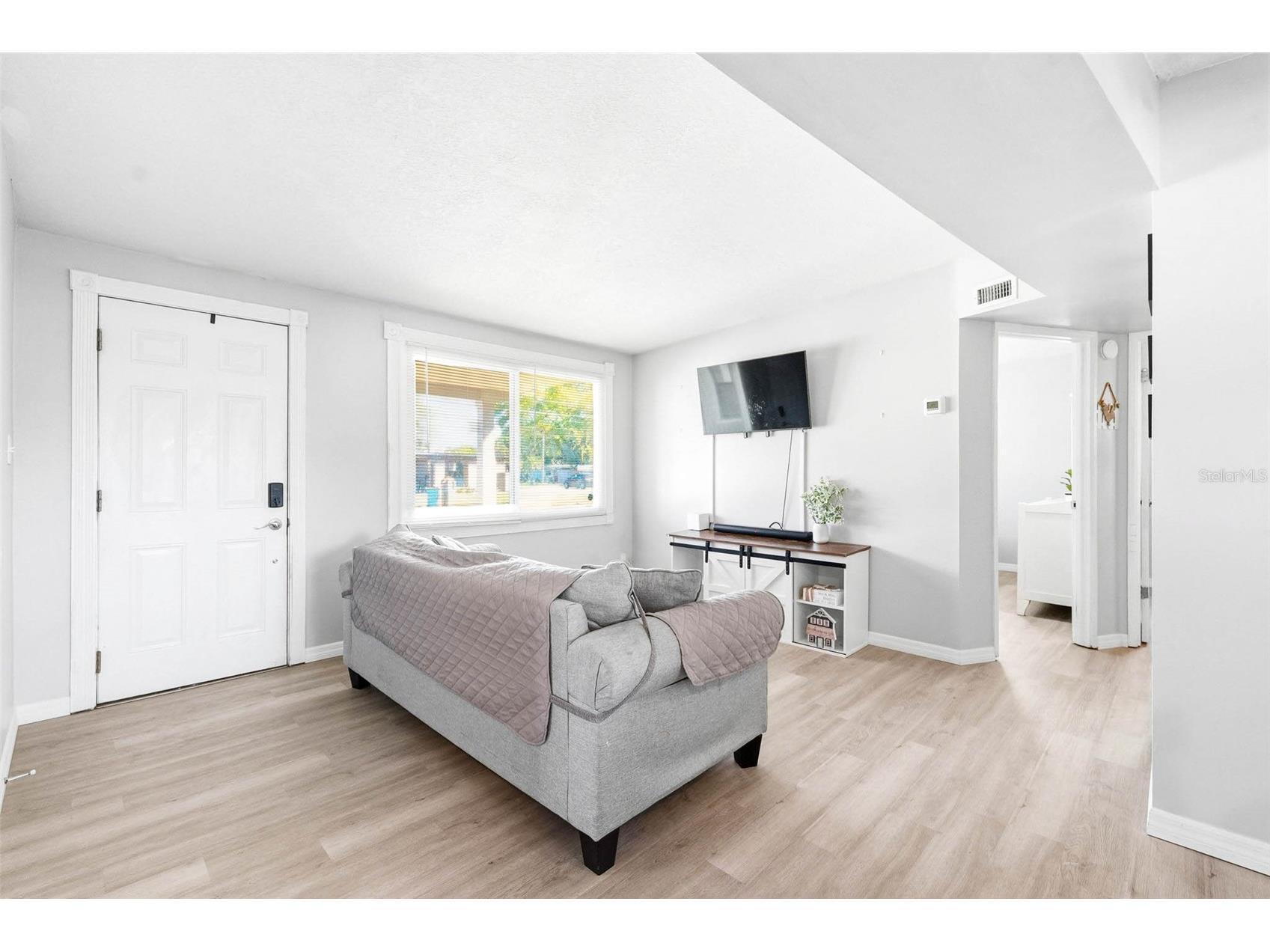 10480 111th Avenue Largo FL 33773 TB8488389 image11