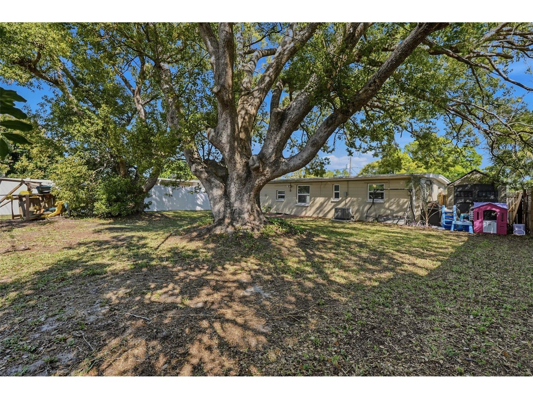10480 111th Avenue Largo FL 33773 TB8488389 image33