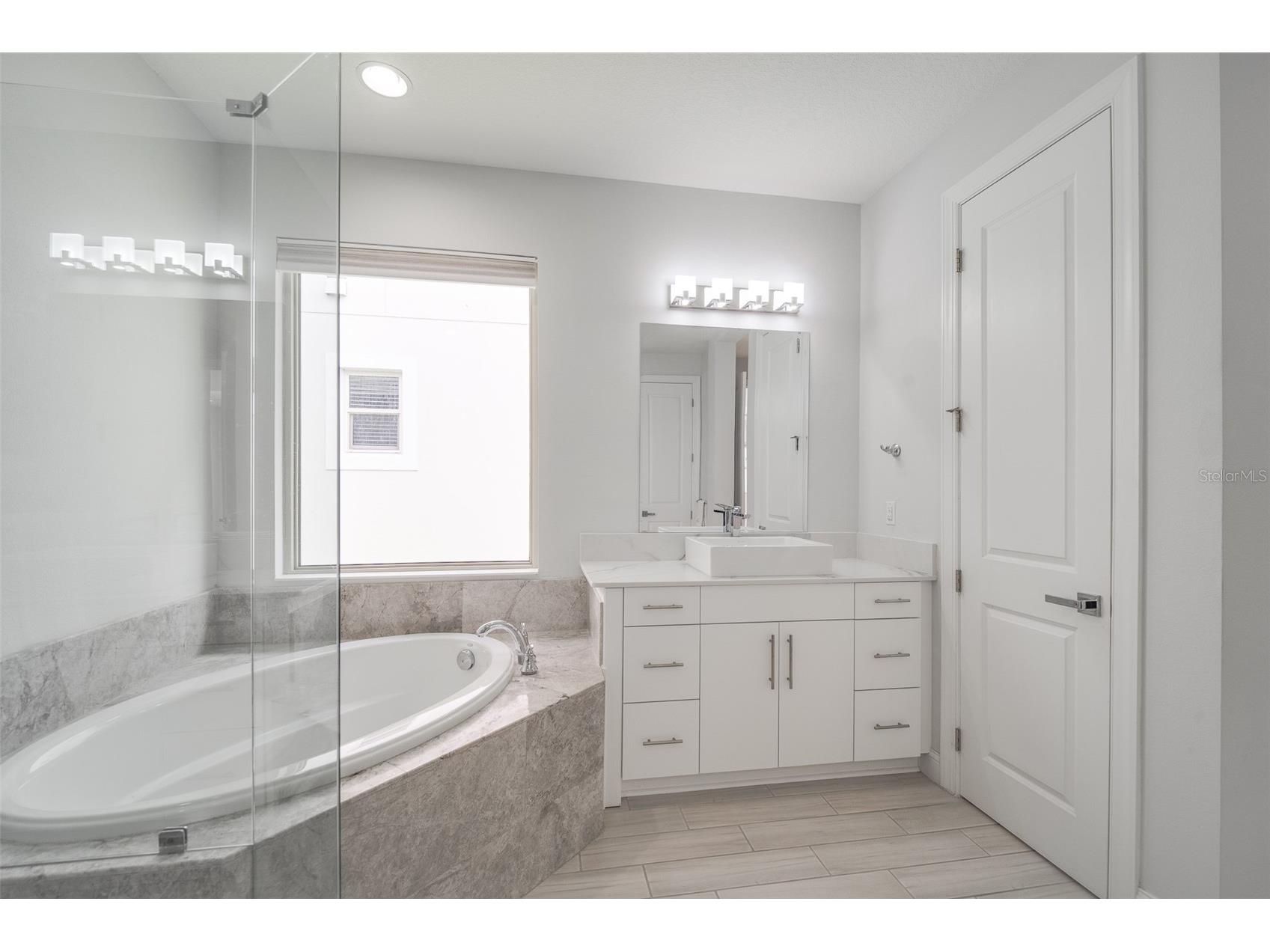 10481 Royal Cypress Way Orlando FL 32836 O6424546 image35