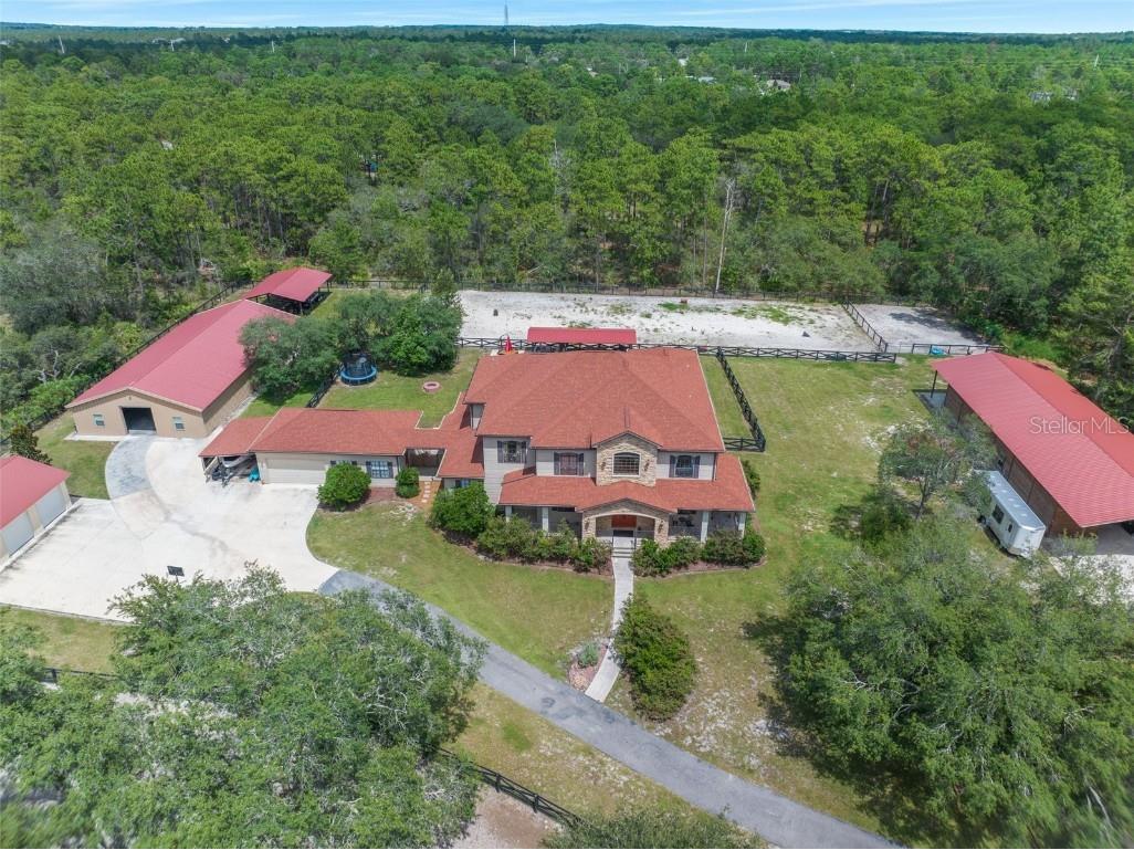 10484 Gypsy Avenue Weeki Wachee FL 34613 W7857178 image1
