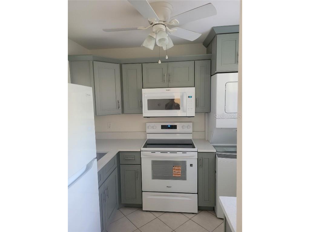 10485 Carrollbrook Circle #120 Tampa FL 33618 TB8452690 image3