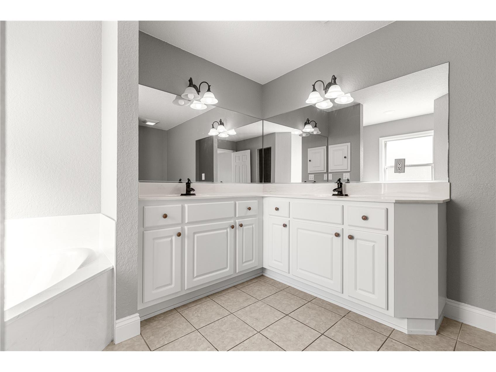 10485 SE 42nd Court Belleview FL 34420 OM720664 image27