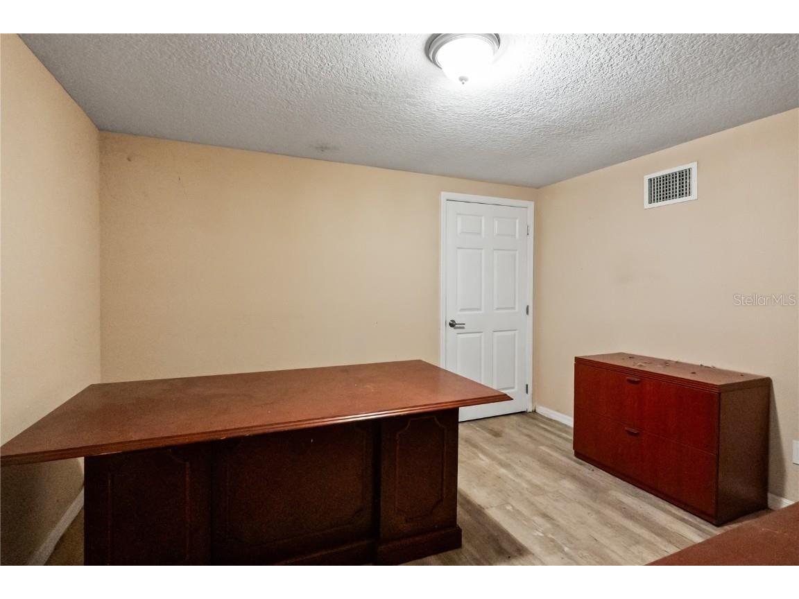 1049 E Myers Boulevard Mascotte FL 34753 G5102561 image5