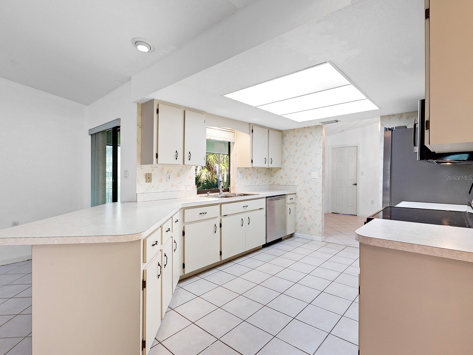 1049 Fleetwood Drive NW Port Charlotte FL 33948 N6144977 image3