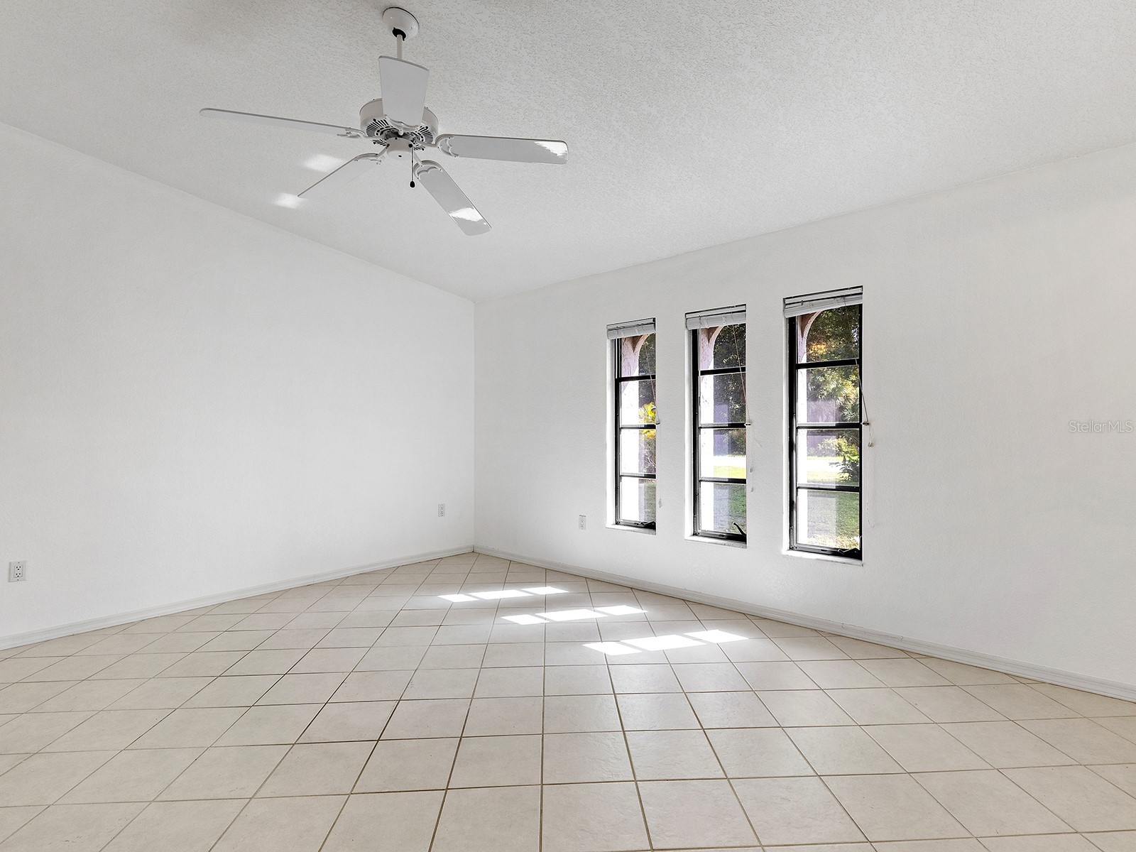 1049 Fleetwood Drive NW Port Charlotte FL 33948 N6144977 image9