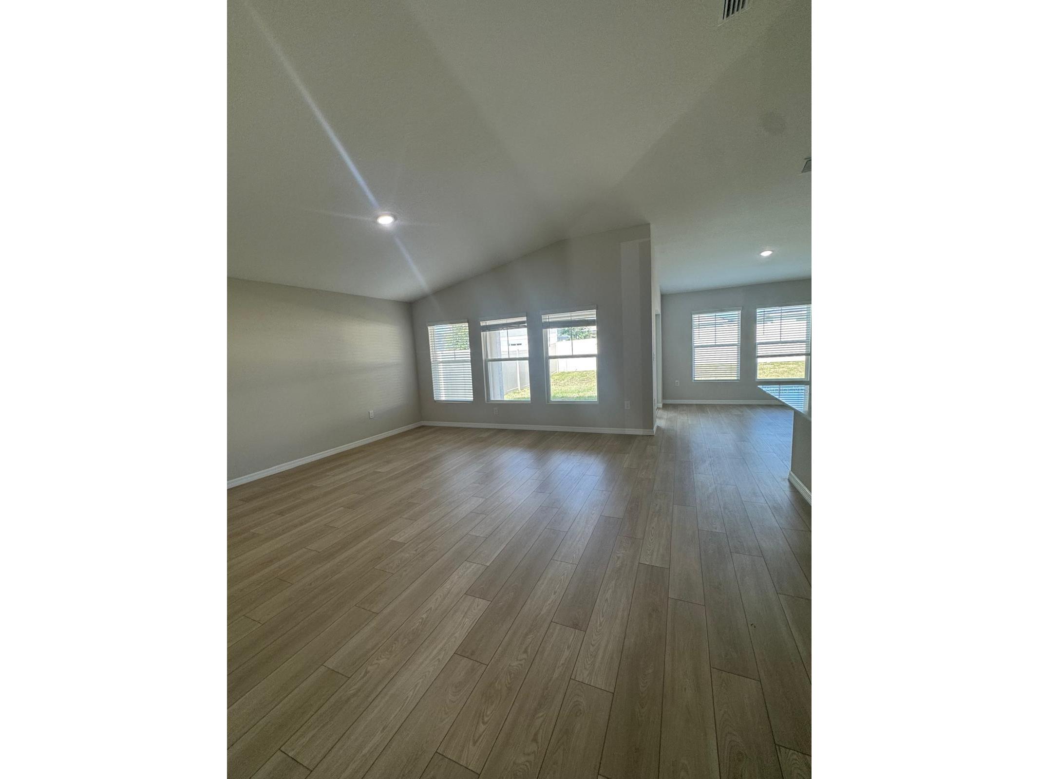 1049 Foreshore Lane Haines City FL 33844 S5152887 image8