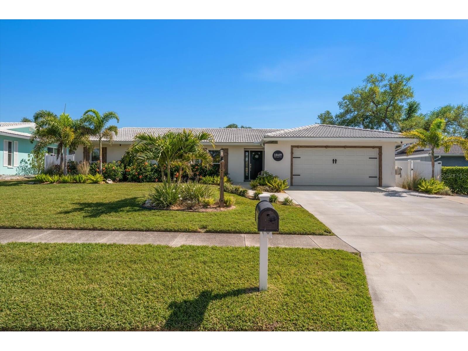 1049 Mccarty Street Dunedin FL 34698 TB8498187 image1