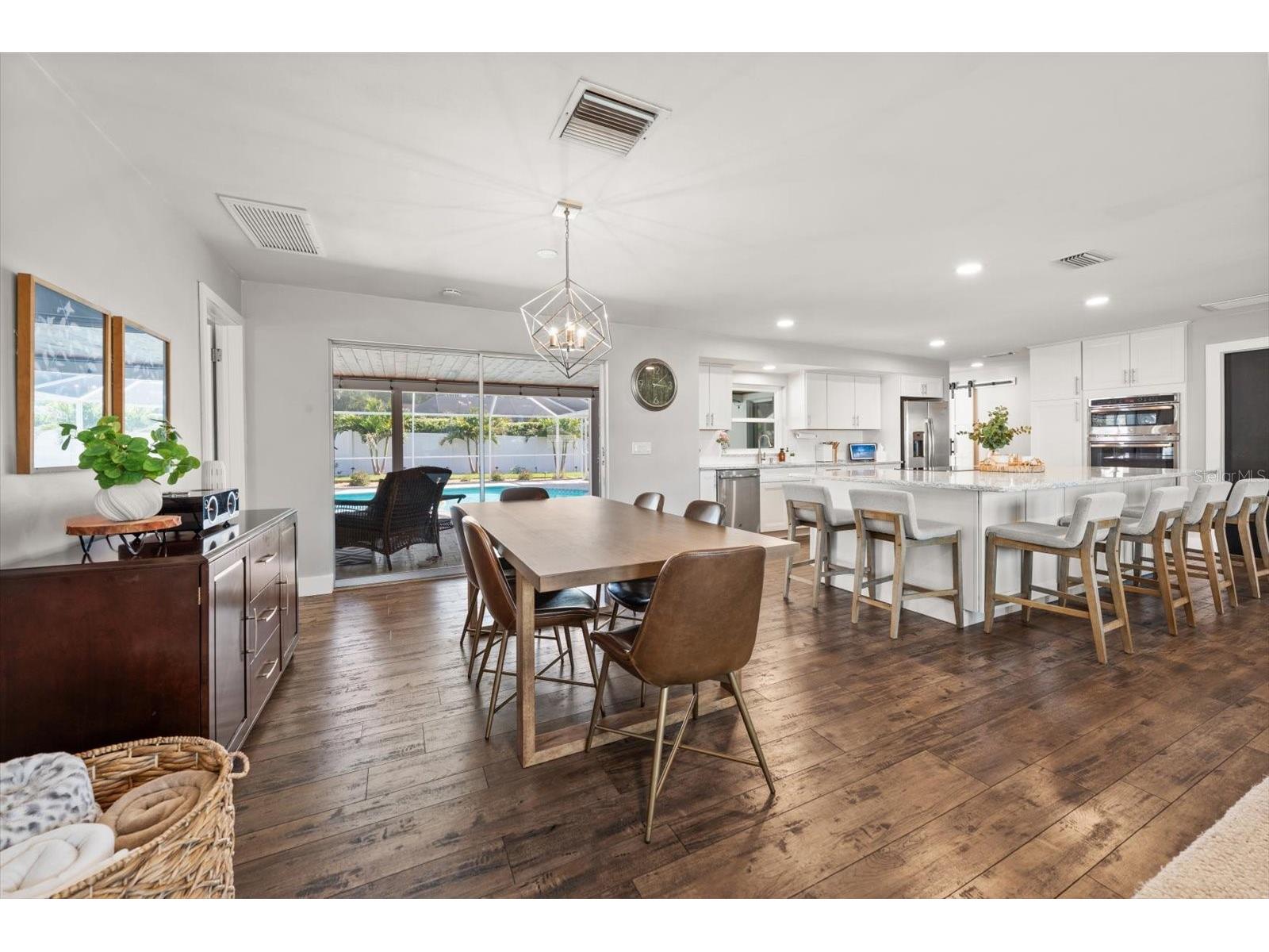 1049 Mccarty Street Dunedin FL 34698 TB8498187 image10