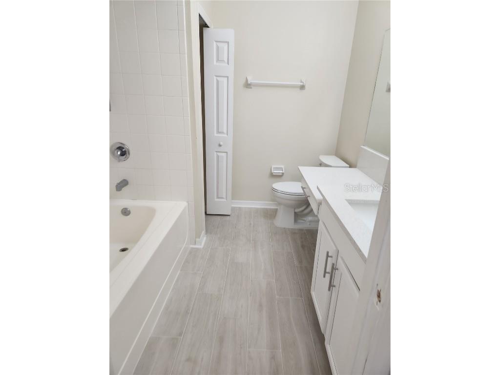 1049 N Honey Blossom Drive N Orlando FL 32824 O6357714 image20