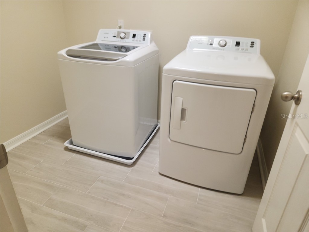 1049 N Honey Blossom Drive N Orlando FL 32824 O6357714 image30