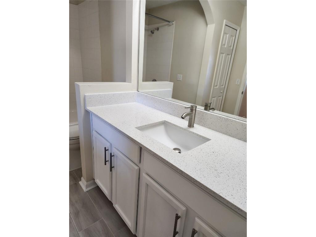 1049 N Honey Blossom Drive N Orlando FL 32824 O6357714 image35