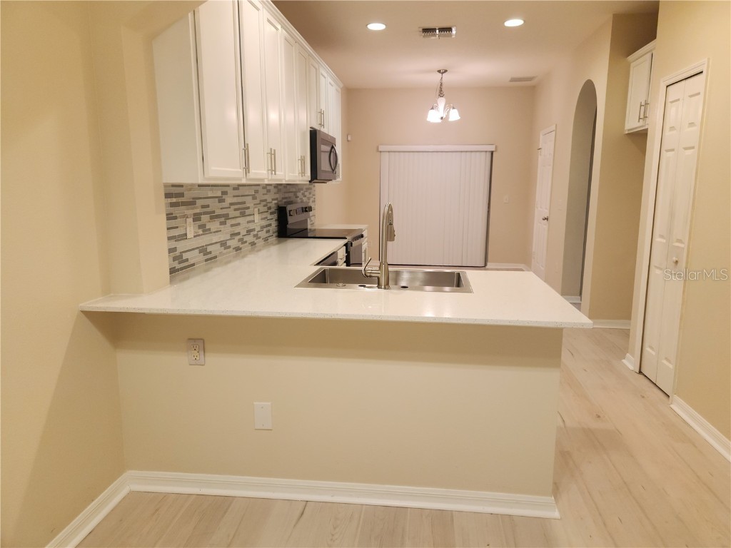 1049 N Honey Blossom Drive N Orlando FL 32824 O6357714 image9