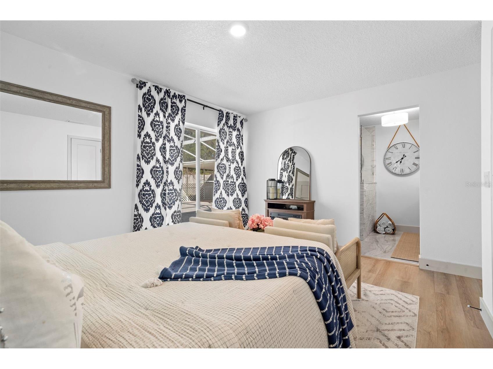 1049 W New York Avenue Orange City FL 32763 V4947294 image31