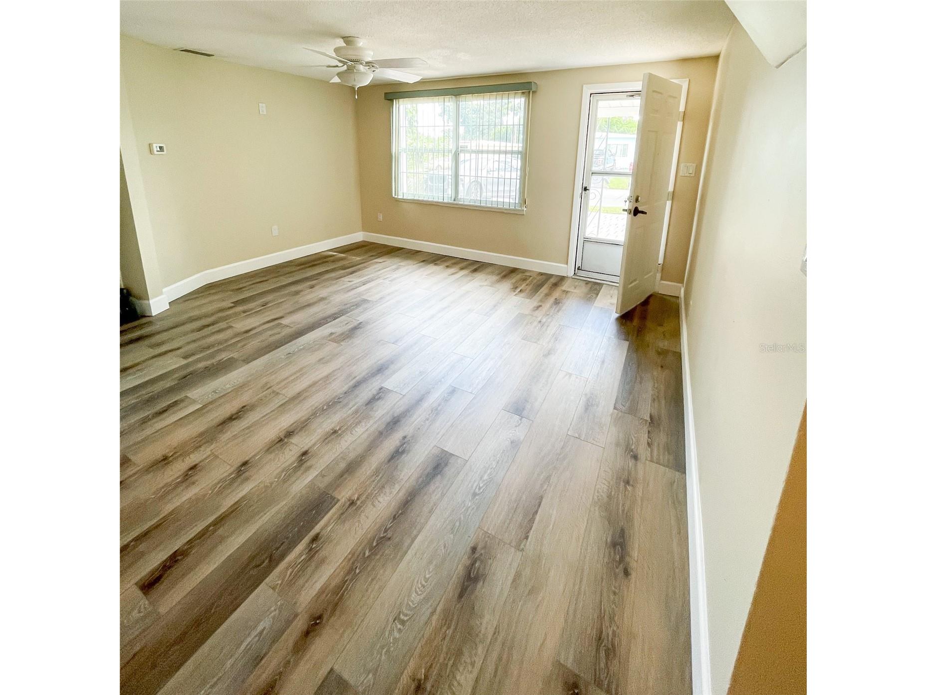 10491 117th Drive Largo FL 33773 TB8438381 image4