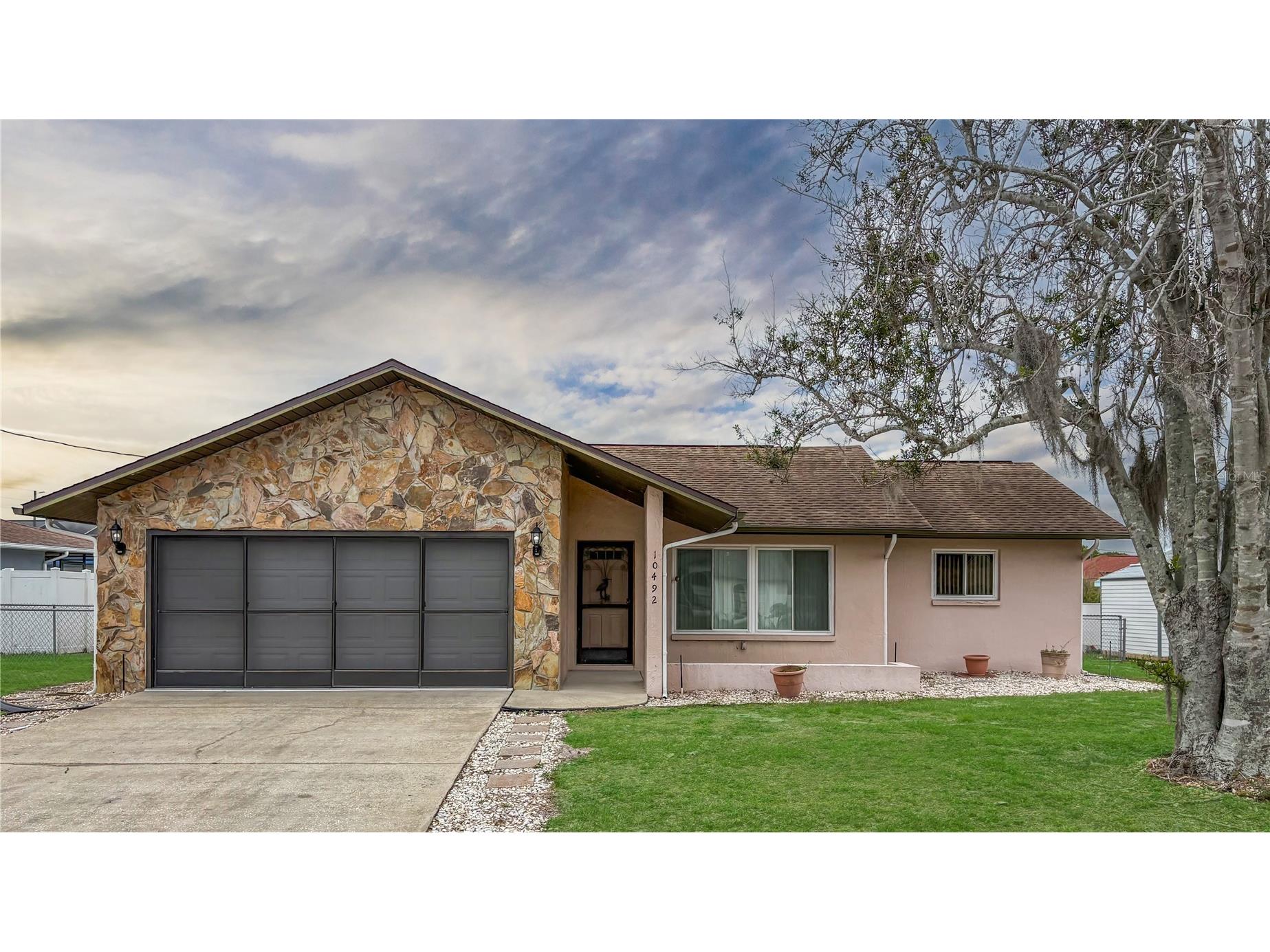 10492 Norvell Road Spring Hill FL 34608 W7886587 image1