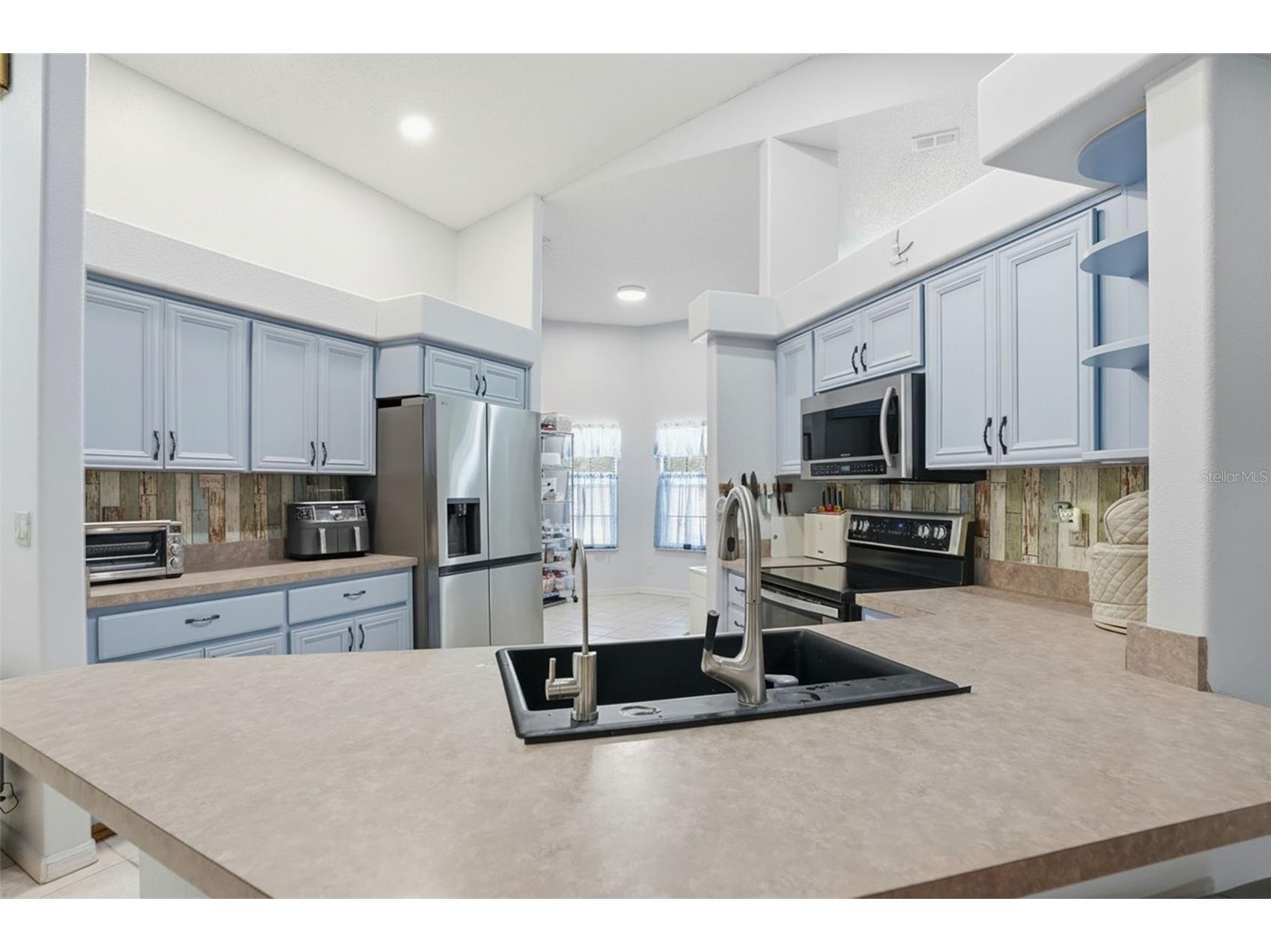 10494 Desert Sparrow Avenue Weeki Wachee FL 34613 TB8490283 image14