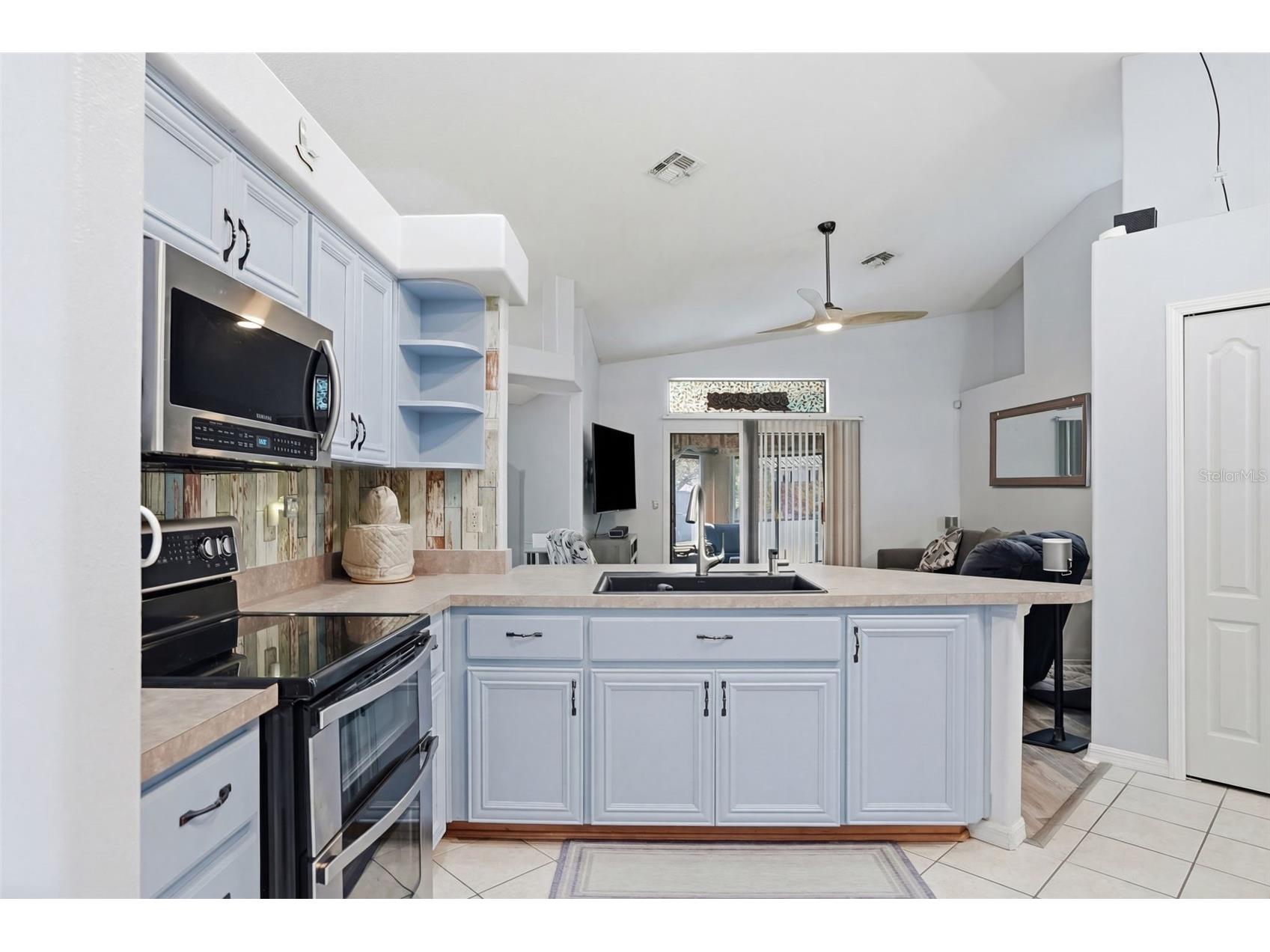 10494 Desert Sparrow Avenue Weeki Wachee FL 34613 TB8490283 image15