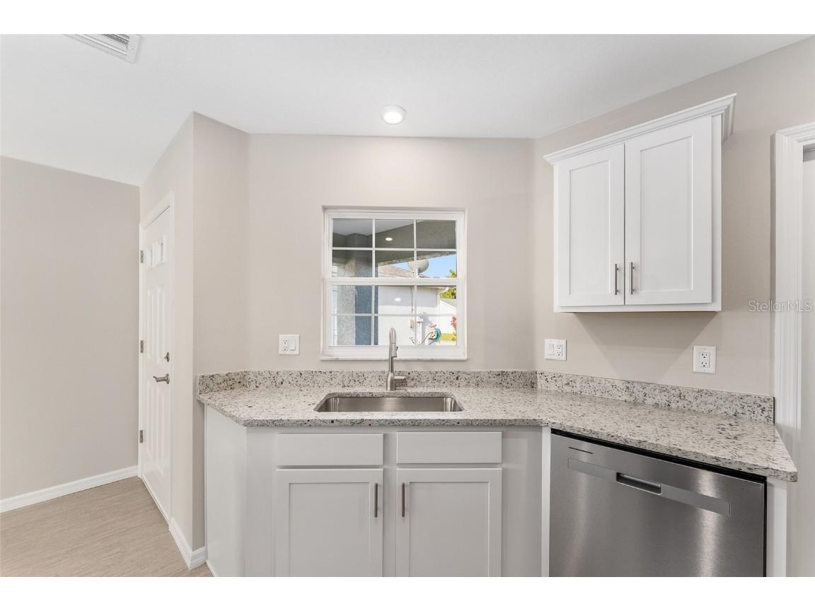 10494 S Drew Bryant Circle Floral City FL 34436 TB8353792 image8