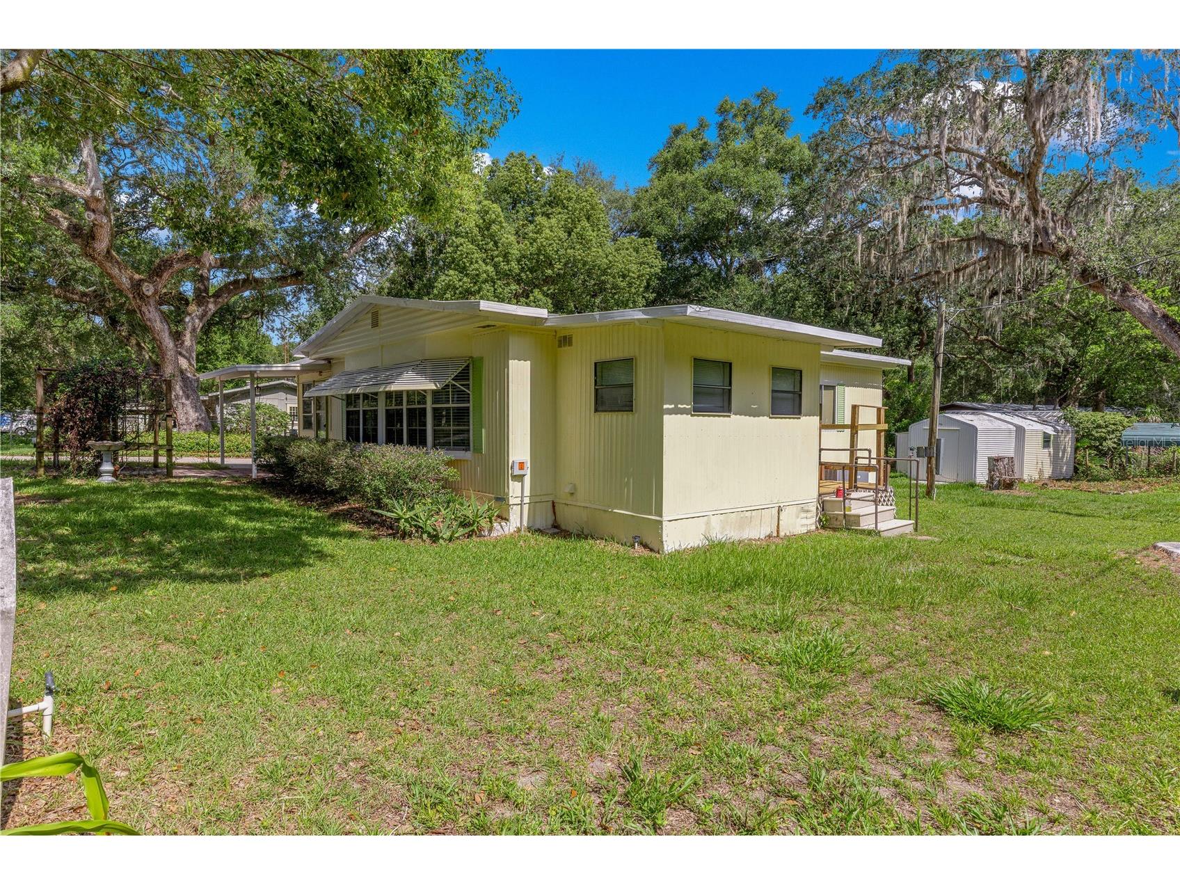 10495 SE 130th Lane Ocklawaha FL 32179 OM725283 image29