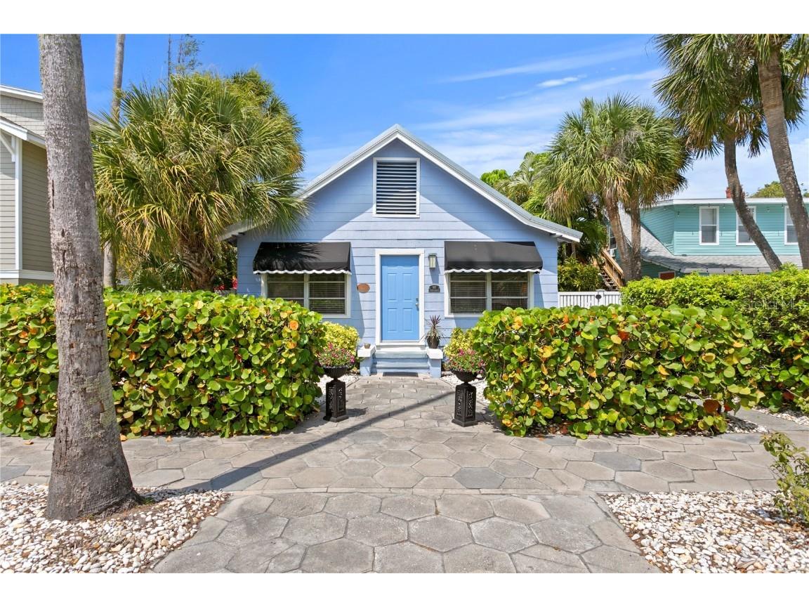 105 10th Avenue Saint Pete Beach FL 33706 - GULF OF MEXICO & INTRACOASTAL U8196318 image1