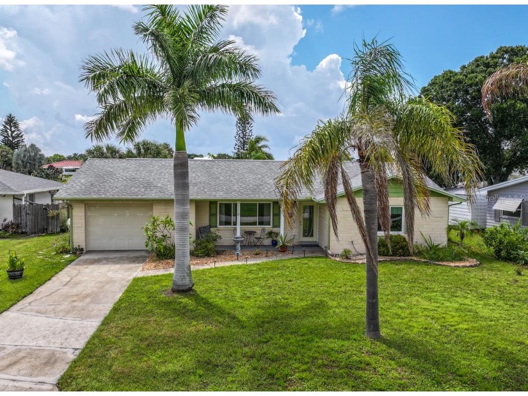 105 12th Street SW Ruskin FL 33570 T3548242 image1