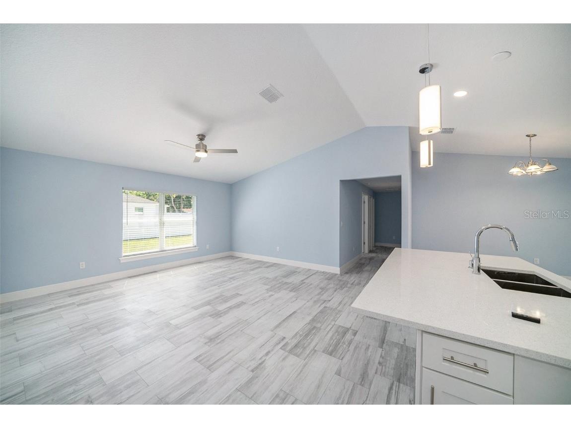 105 2nd Avenue NE Lutz FL 33549 TB8363062 image50