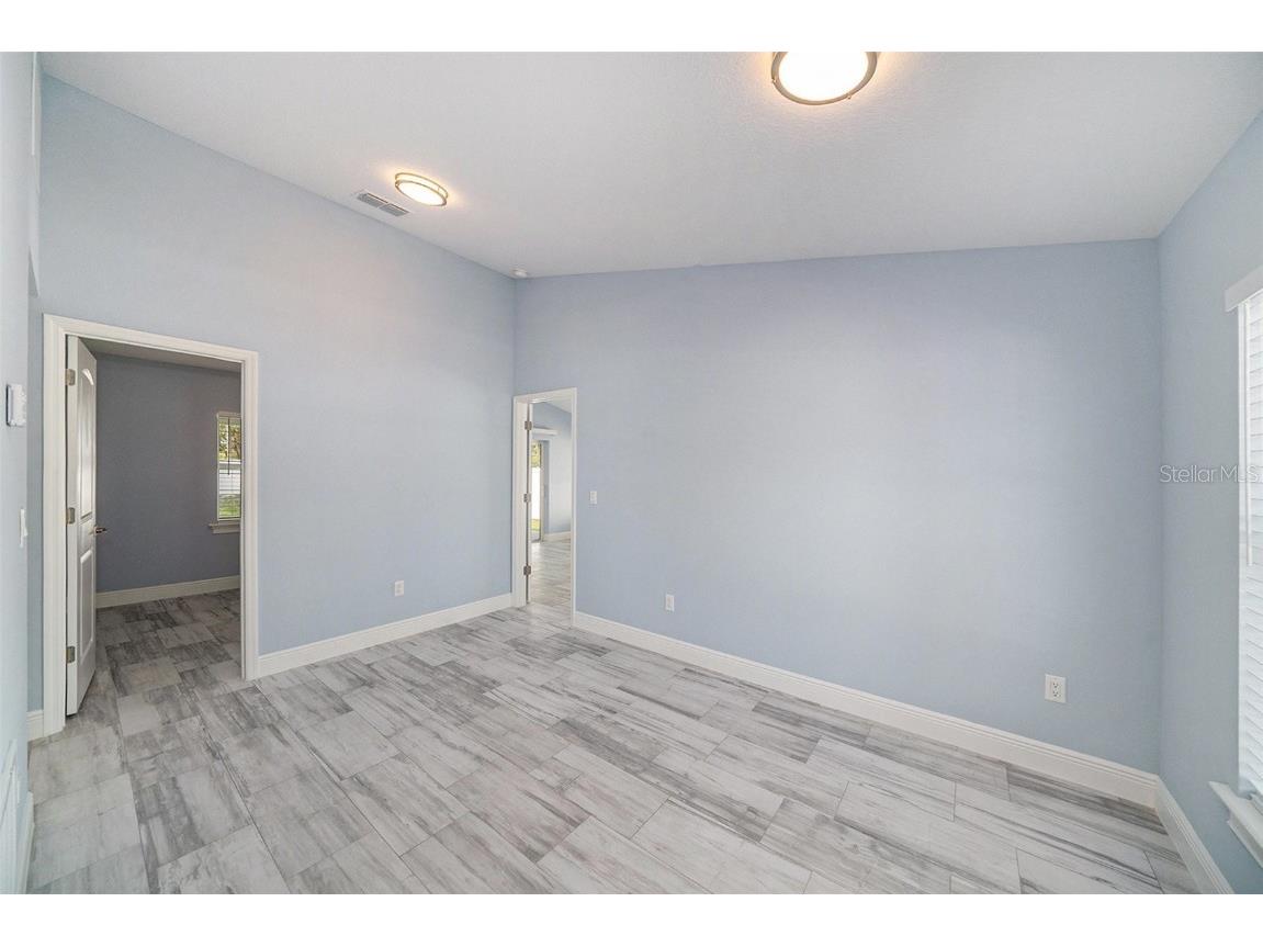 105 2nd Avenue NE Lutz FL 33549 TB8363062 image60