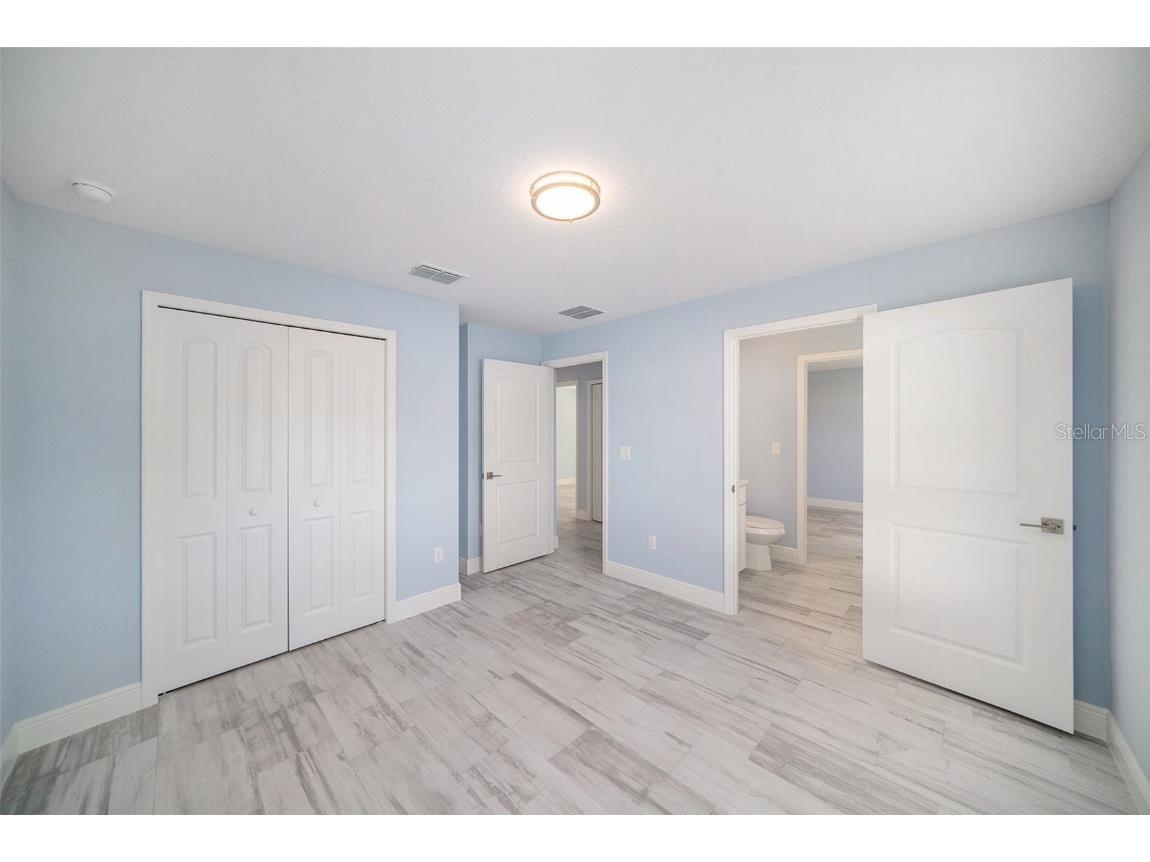 105 2nd Avenue NE Lutz FL 33549 TB8363062 image68