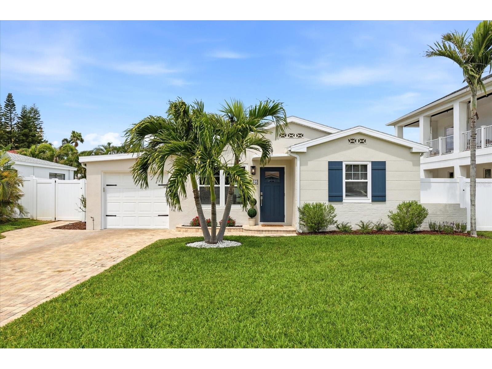105 3rd Street Belleair Beach FL 33786 TB8488809 image2