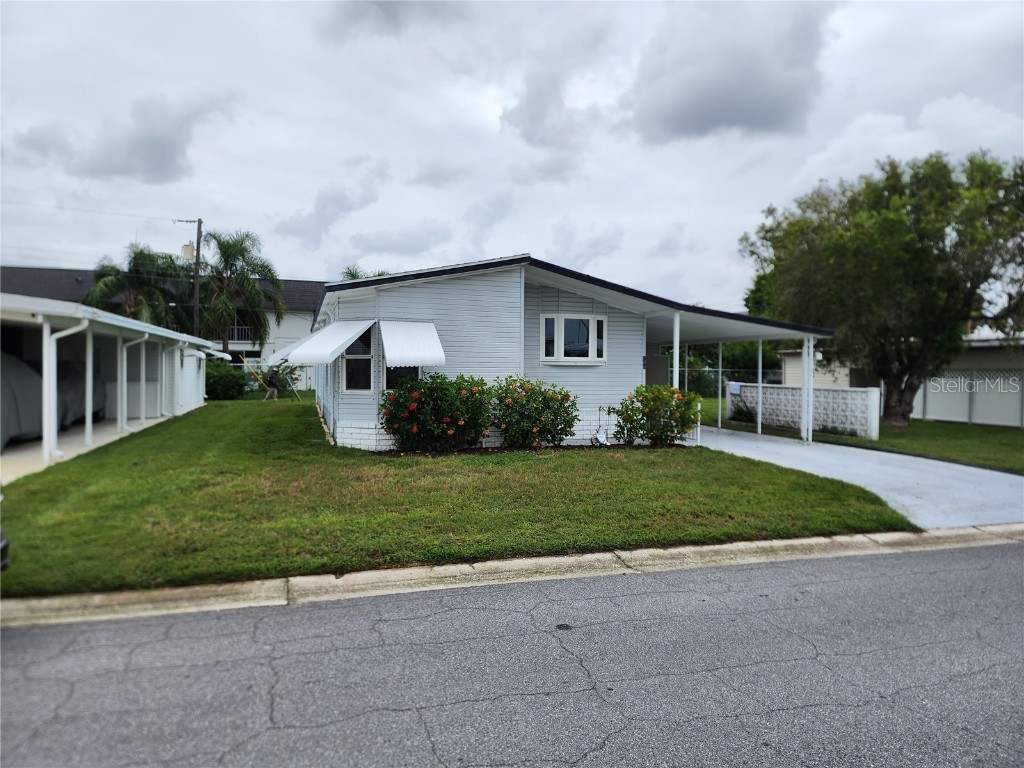 105 48th Avenue W Bradenton FL 34207 A4577400 image1