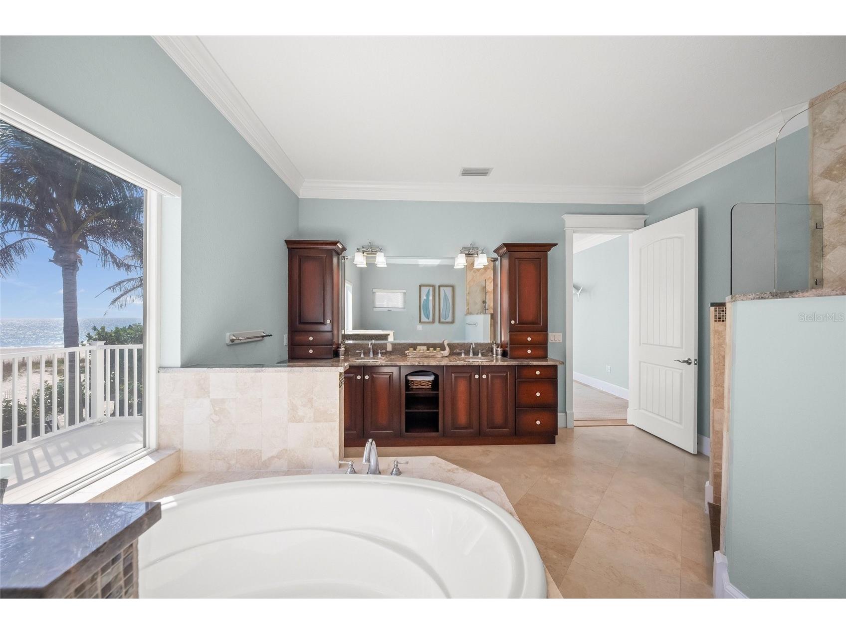 105 49th Street Holmes Beach FL 34217 A4683981 image32