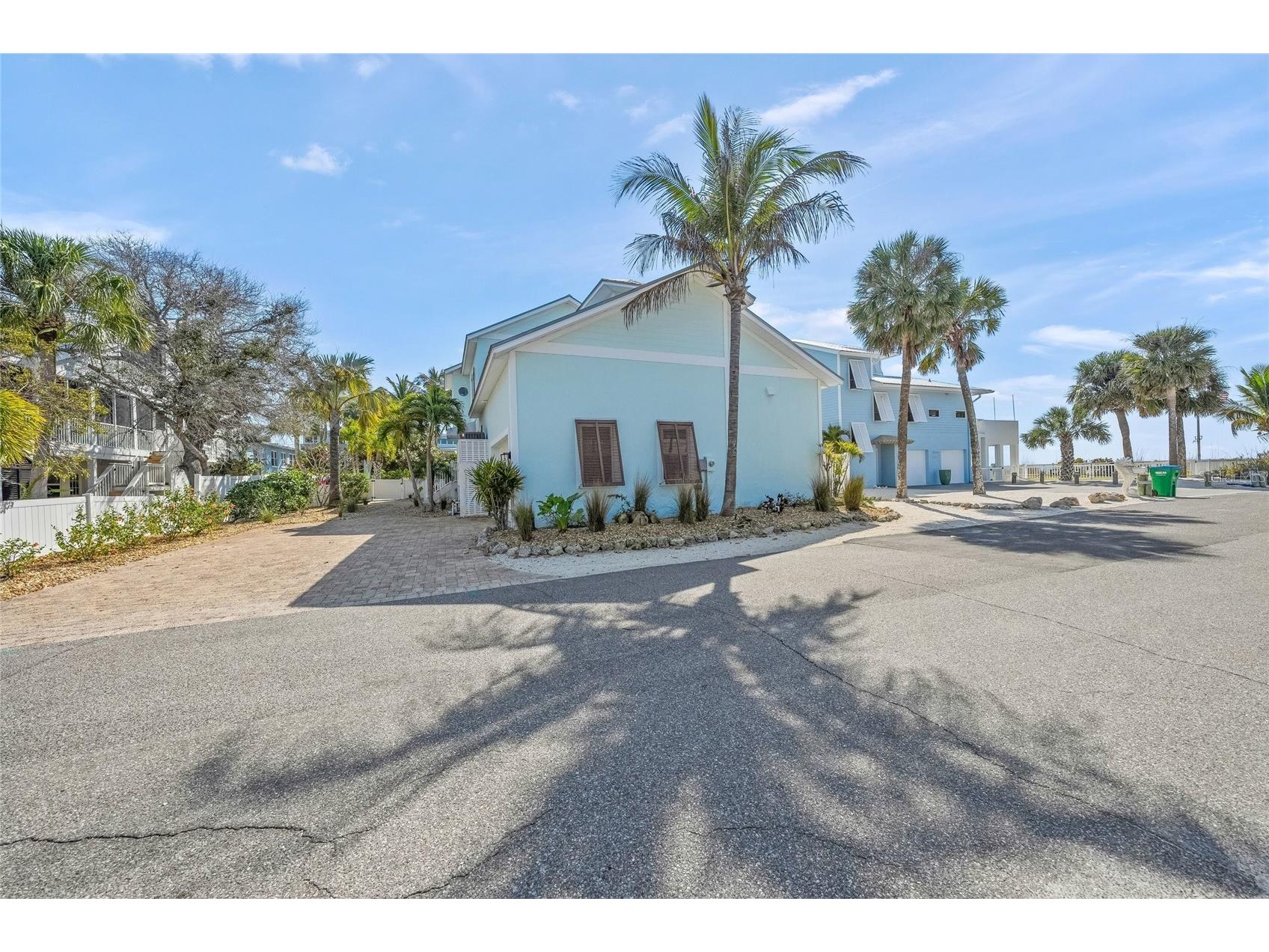 105 49th Street Holmes Beach FL 34217 A4683981 image7