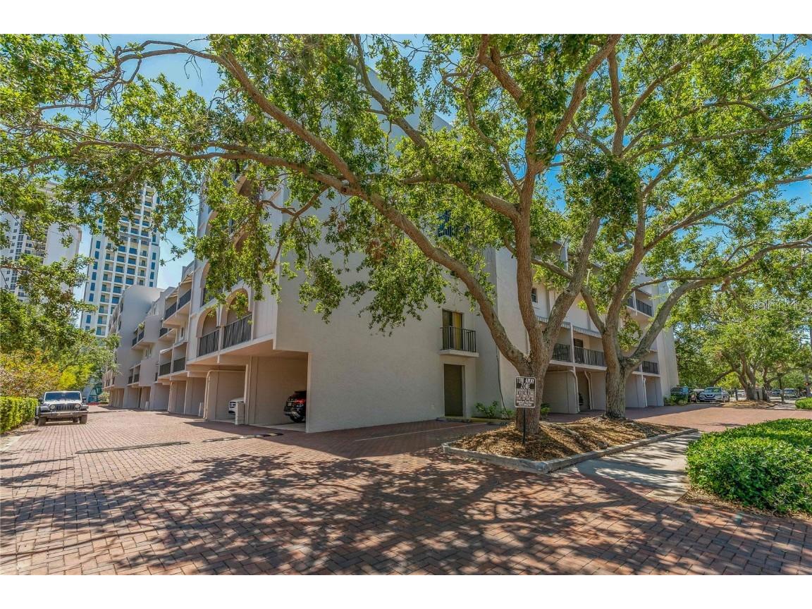 105 4th Avenue NE #220 Saint Petersburg FL 33701 TB8374716 image52